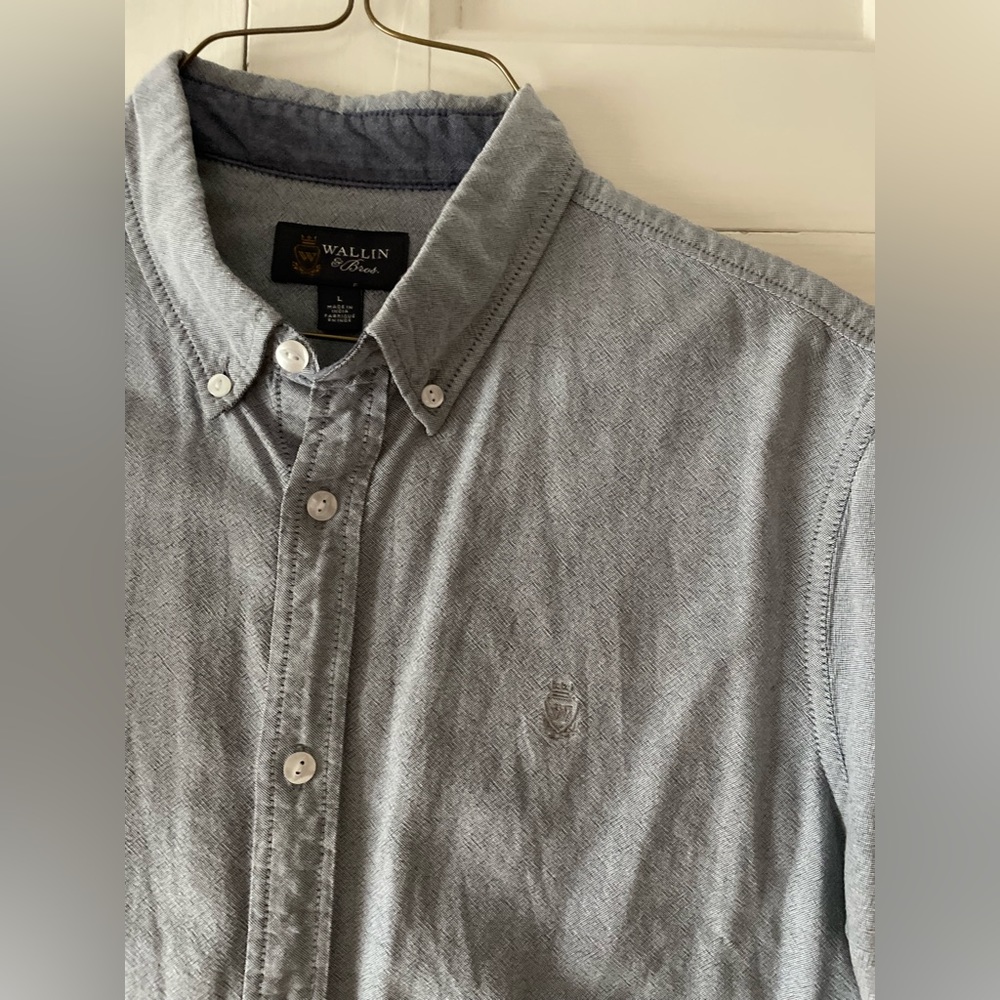 Wallin & Bros short sleeve button up shirt